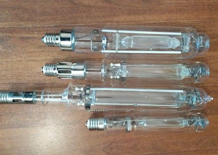 管状の金属のハロゲン化物8000時間はランプ、1500w漁船ライトを育てる