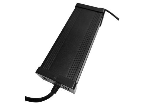 21V5A 850gのAC電源の一定した電圧は力のDC電源105Wを導いた